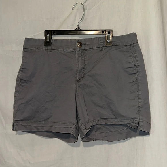gray Old Navy everyday short shorts size 10 - Picture 1 of 4